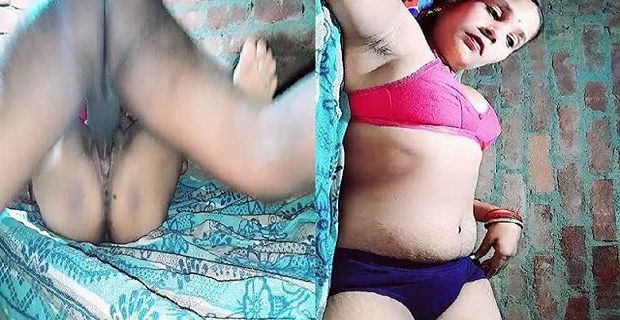 Naughty village bhabhi creampie sex mms viral