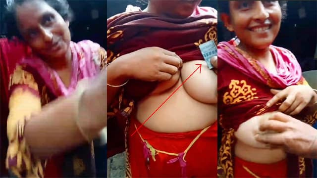 Neighbour Aunty Showing Her Boobs For Money