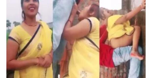 Hot Dehati Bhabhi Yellow Saree Chhat Sex